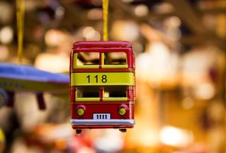toy car 431356_640 320x216